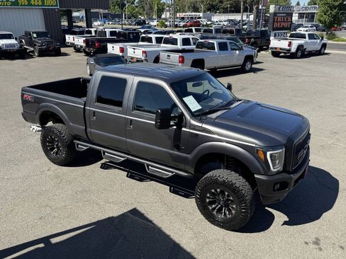 Used 2015 Ford F250 XLT w/ XLT Value Package AWD/4WD image 32