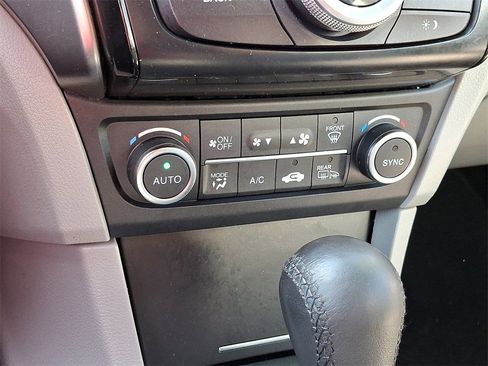 Certified 2020 Acura ILX w/ Premium Package image 16