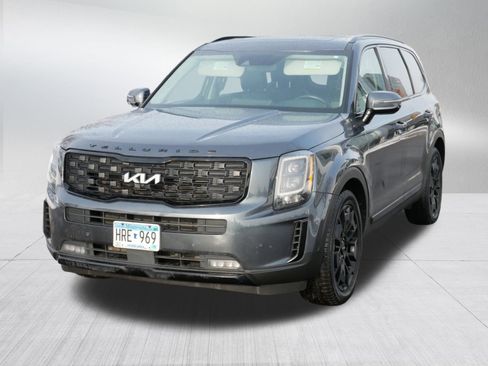 Used 2022 Kia Telluride SX w/ Nightfall Edition Package image 2