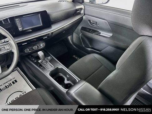 Used 2025 Nissan Kicks S AWD/4WD image 21