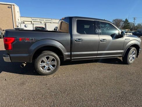Used 2018 Ford F150 Lariat w/ Equipment Group 502A Luxury image 14