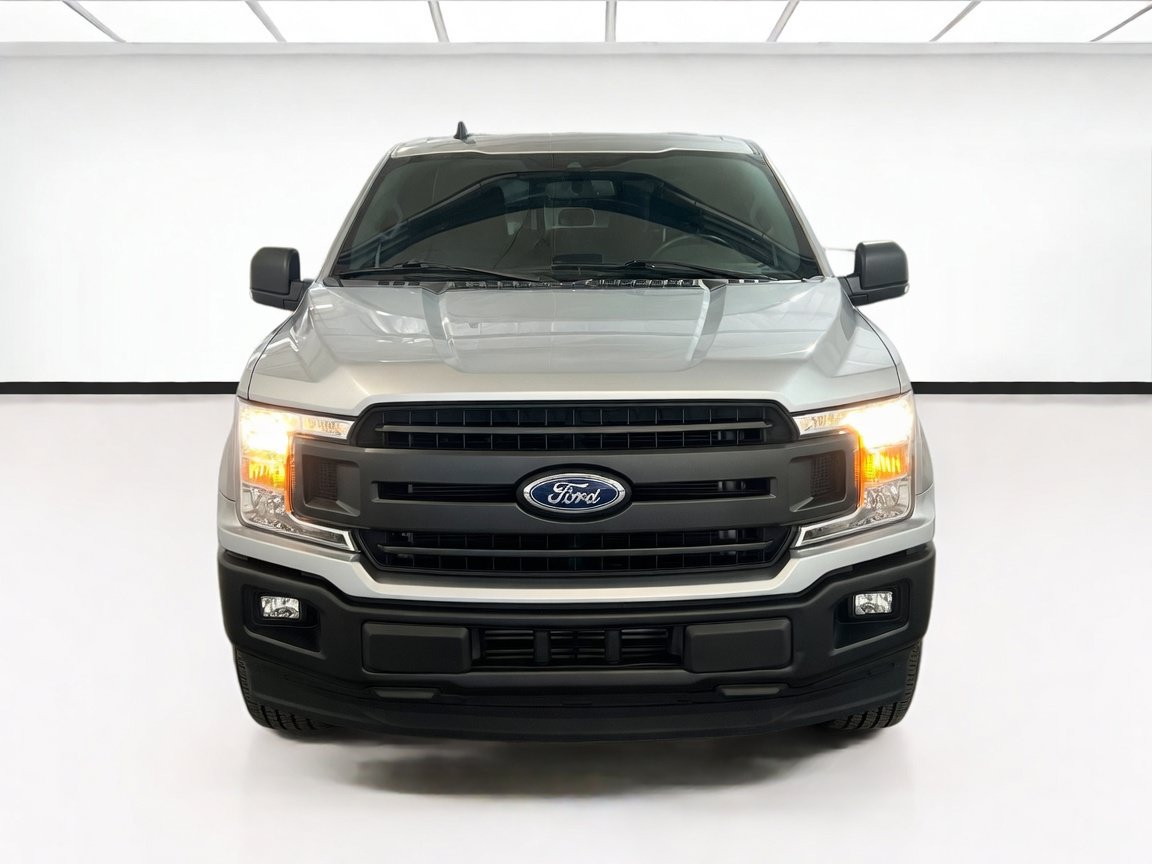 Used 2020 Ford F150 XLT w/ Equipment Group 302A Luxury RWD image 2