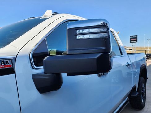 New 2026 GMC Sierra 2500 Denali w/ Denali Reserve Package image 14