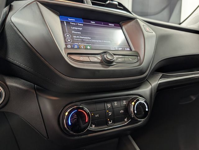 Certified 2023 Chevrolet TrailBlazer LT FWD image 23