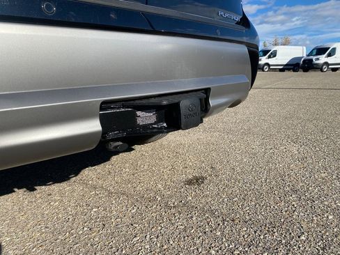 Used 2024 Toyota Highlander Platinum image 35