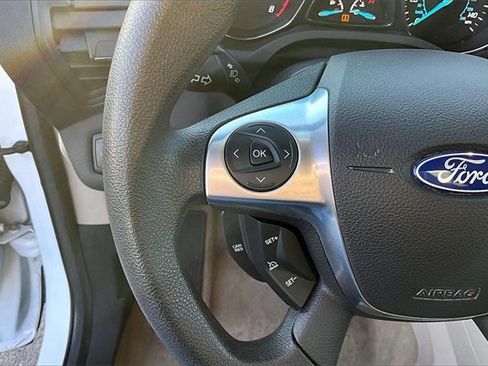 Used 2015 Ford Escape SE image 16