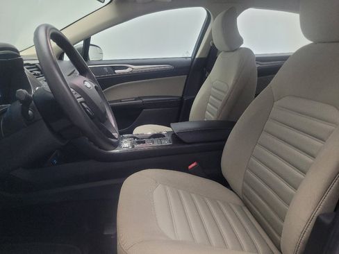 Used 2018 Ford Fusion S FWD image 17