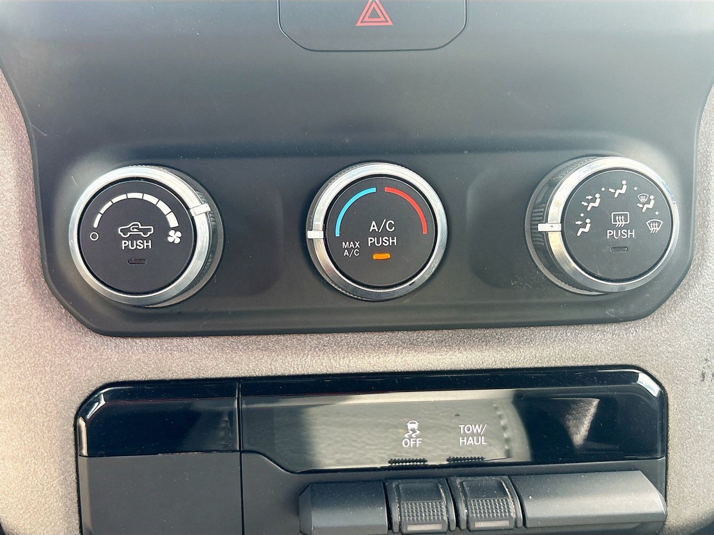 Used 2022 RAM 1500 Tradesman AWD/4WD image 15