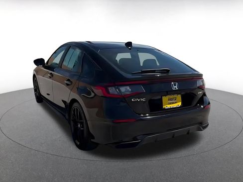 Used 2025 Honda Civic Sport image 9