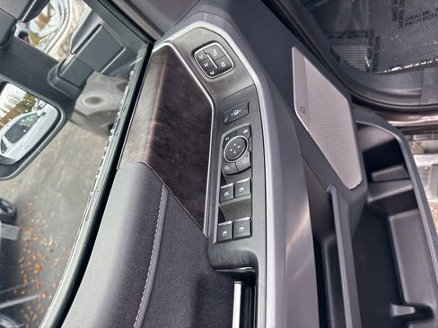 Used 2024 Ford F350 Lariat image 20