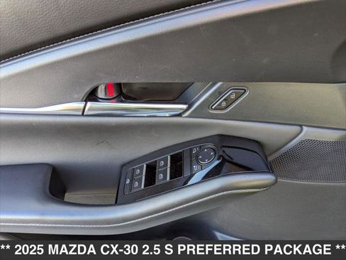 Certified 2025 MAZDA CX-30 AWD 2.5 S w/ Preferred Package image 12