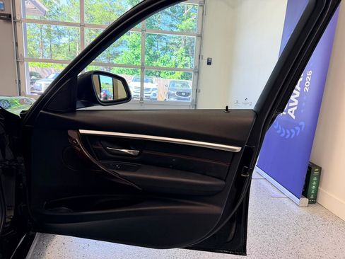 Used 2016 BMW 328i Sedan RWD image 23