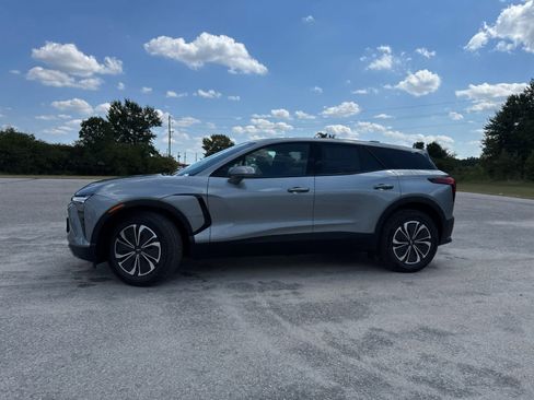 New 2025 Chevrolet Blazer EV LT image 3