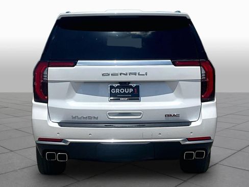 Used 2025 GMC Yukon Denali w/ Denali Reserve Package RWD image 5