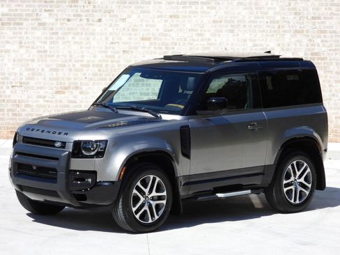 Used 2023 Land Rover Defender 90 X-Dynamic SE AWD/4WD image 22