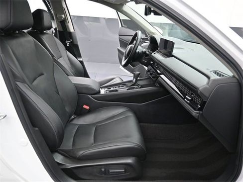 Used 2024 Honda Accord Touring image 24