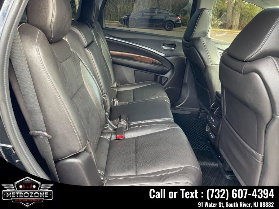 Used 2020 Acura MDX w/ Technology Package AWD/4WD image 23