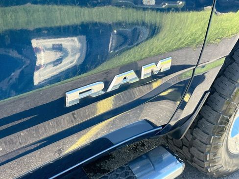 Used 2019 RAM 1500 Big Horn AWD/4WD image 29