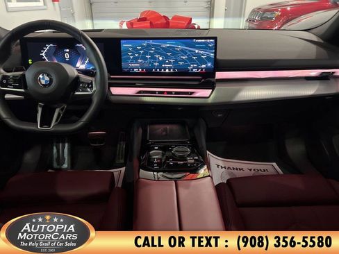 Used 2024 BMW 540i xDrive w/ Premium Package AWD/4WD image 29