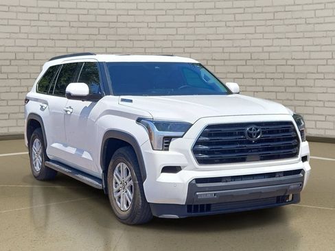 Used 2023 Toyota Sequoia SR5 RWD image 3