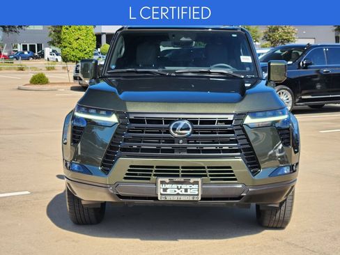 Used 2025 Lexus GX 550 w/ Accessory Package (2T) AWD/4WD image 2