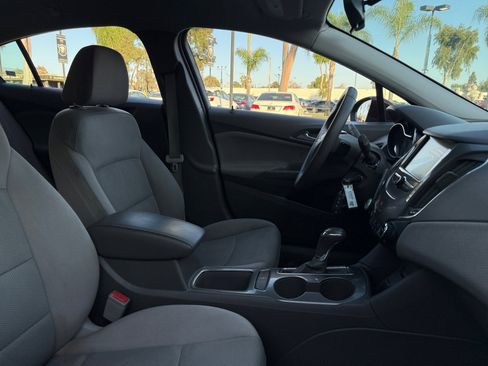 Used 2016 Chevrolet Cruze LT w/ RS Package image 19