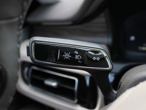 Used 2024 Lincoln Aviator Reserve w/ Equipment Group 201A AWD/4WD image 10