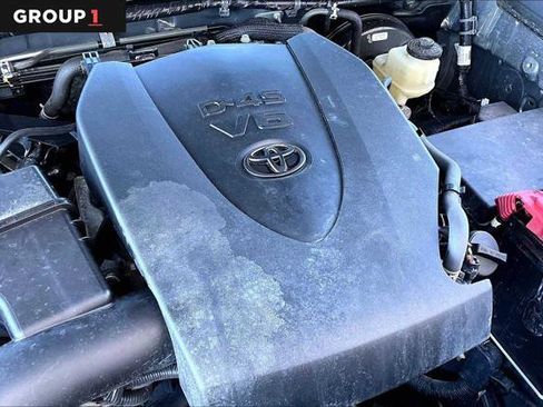 Certified 2017 Toyota Tacoma TRD Sport image 30