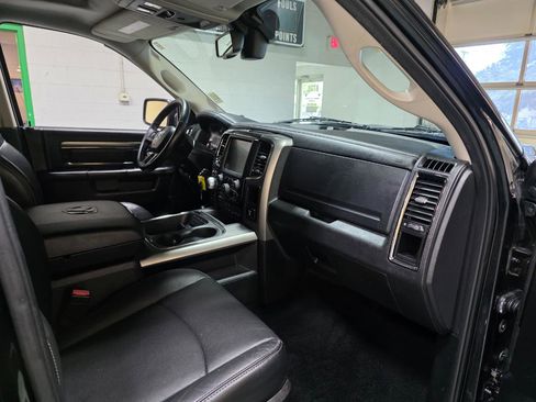Used 2016 RAM 1500 Sport w/ Black Ram 1500 Sport Group AWD/4WD image 25