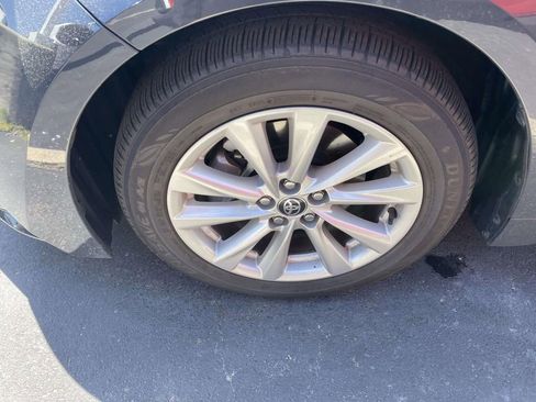 Used 2025 Toyota Corolla LE w/ LE Premium Package image 18