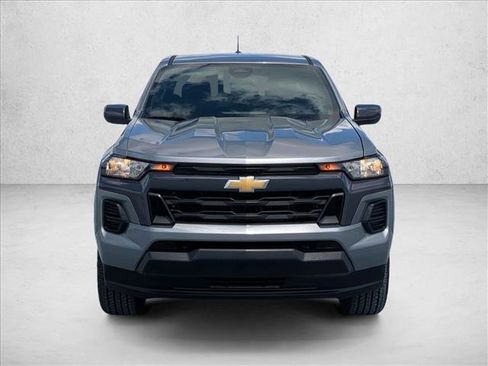 Used 2025 Chevrolet Colorado LT w/ Advanced Trailering Package RWD image 2