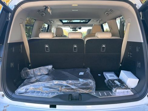 New 2026 Nissan Armada Platinum Reserve image 35