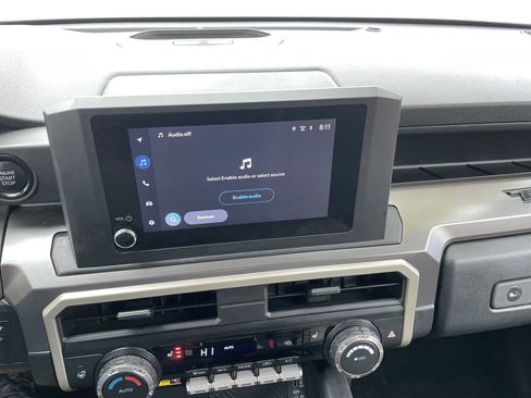 Certified 2025 Toyota Tacoma SR5 AWD/4WD image 19