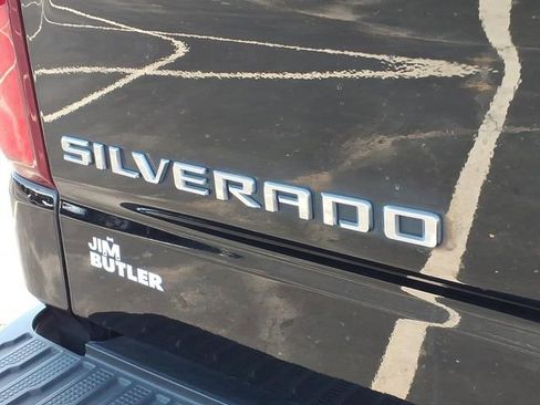 Used 2024 Chevrolet Silverado 1500 High Country w/ High Country Premium Package image 30