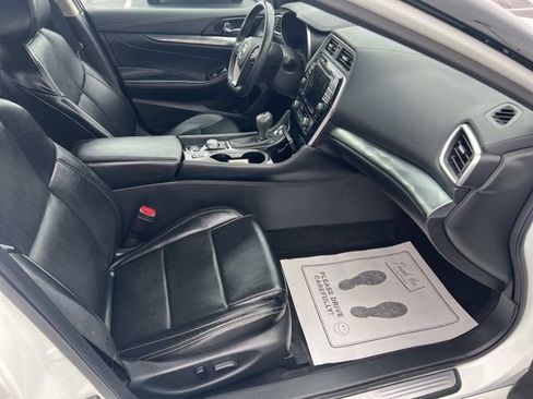 Used 2023 Nissan Maxima SV w/ Floor Mat Group image 33