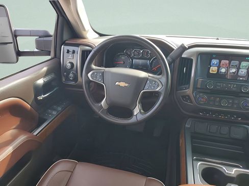 Used 2019 Chevrolet Silverado 3500 High Country w/ Duramax Plus Package image 17