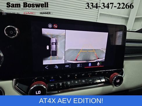 Used 2024 GMC Canyon AT4X w/ AT4X AEV Edition AWD/4WD image 18