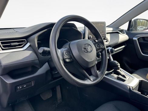 Used 2025 Toyota RAV4 LE image 11