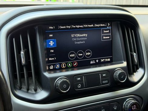 Used 2020 Chevrolet Colorado ZR2 w/ LPO, Premium Interior Package AWD/4WD image 12