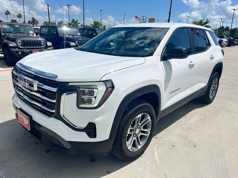 Used 2026 GMC Terrain Elevation FWD image 3