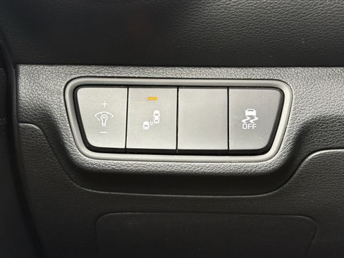 Used 2024 Kia Forte GT-Line w/ GT-Line Premium Package image 17