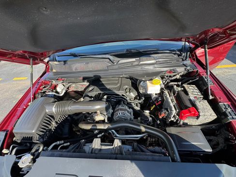 Used 2019 RAM 1500 Big Horn AWD/4WD image 18