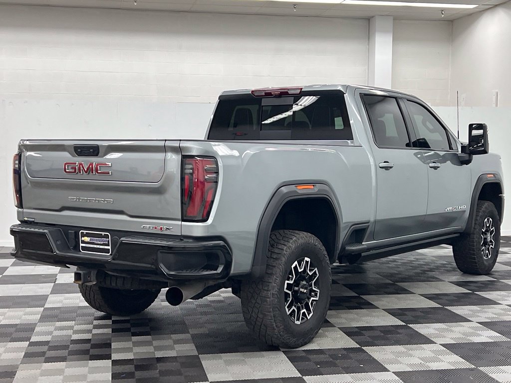 Used 2025 GMC Sierra 2500 AT4X AWD/4WD image 7