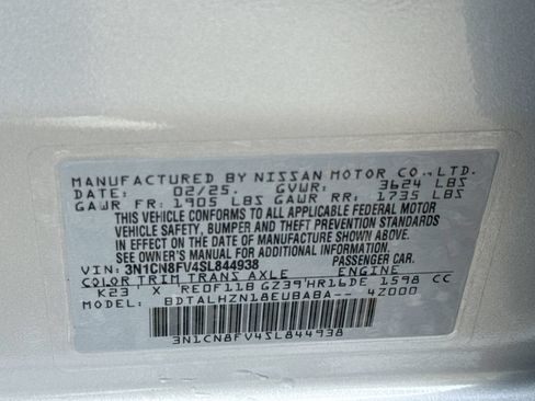 Used 2025 Nissan Versa SR w/ Trunk Package FWD image 26