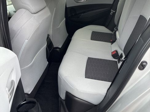 Used 2022 Toyota Corolla SE image 5