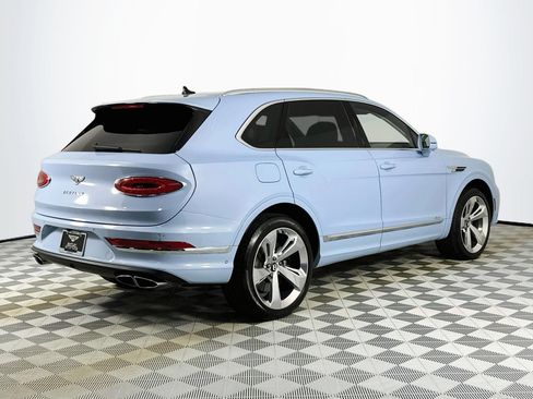 Certified 2023 Bentley Bentayga AWD/4WD image 9