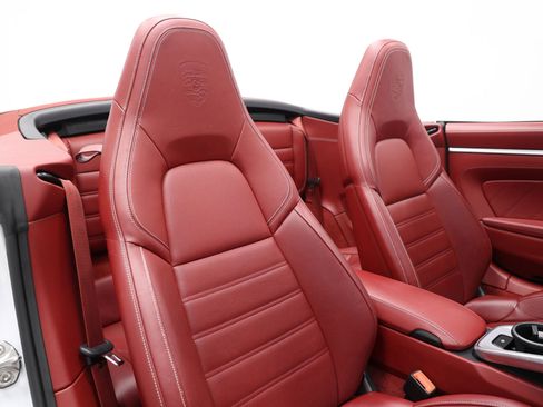 Used 2022 Porsche 911 Carrera image 91