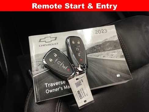 Used 2023 Chevrolet Traverse RS AWD/4WD image 8