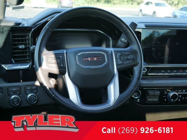Used 2025 GMC Sierra 1500 SLT AWD/4WD image 41