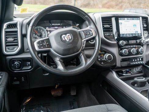 Used 2022 RAM 1500 Big Horn AWD/4WD image 15